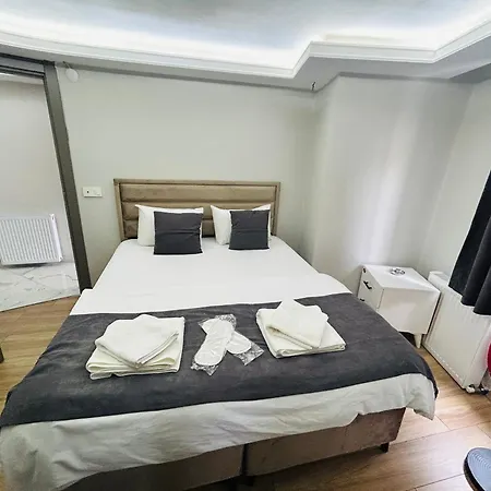 Mesil Quarto em Acomodações Particulares *